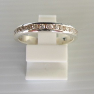 sterling silver Cubic Zirconia Band Ring.