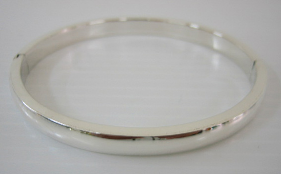 sterling silver Oval Shaped Silver Bangle