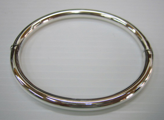 sterling silver Oval Shaped Silver Bangle