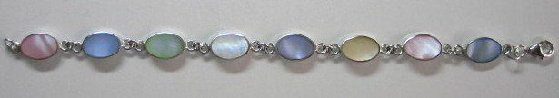 sterling silver Bracelet with mother of pearl.