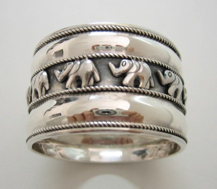 sterling silver Silver Elephant Napkin Ring.